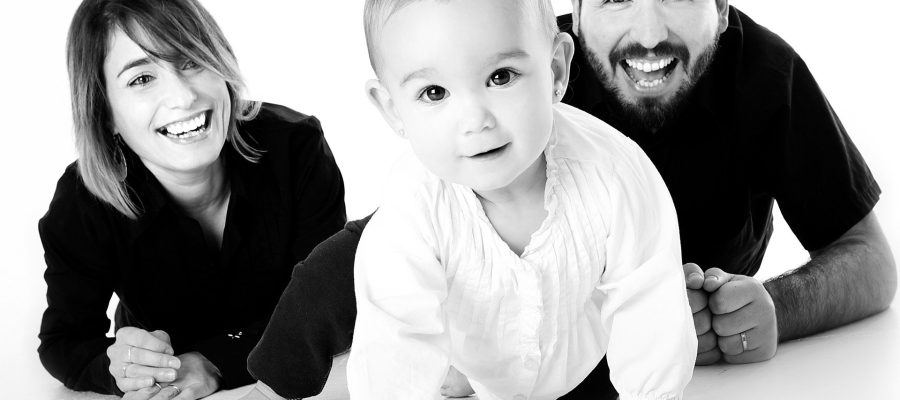 family-g875c4bfb3_1920