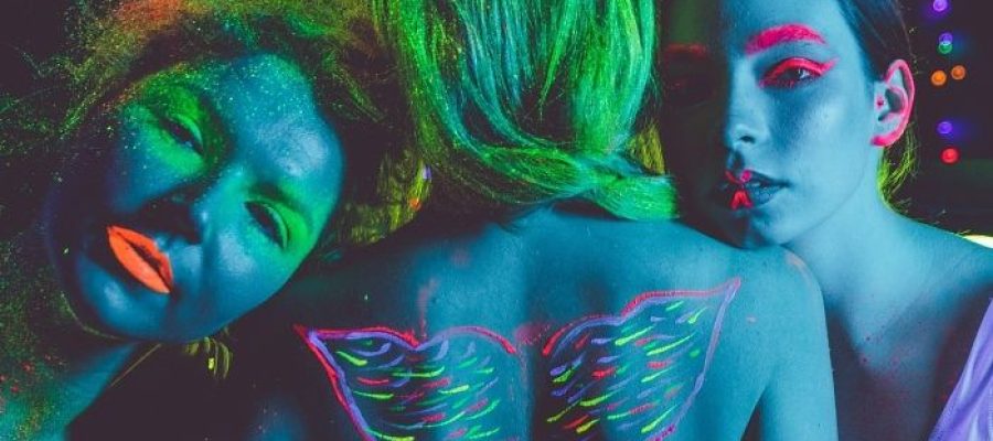 girlfriends-g38a1b57a0_1920