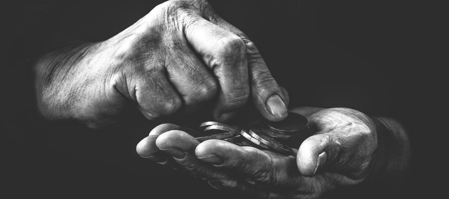 poverty-4561704_1280